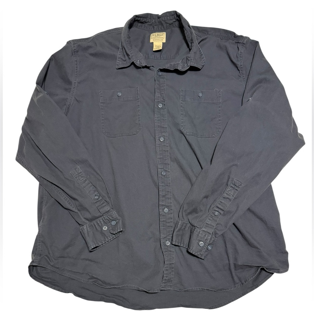 L.L. Bean Men's Traditional Fit Button Up Shirt size XL Navy Blue